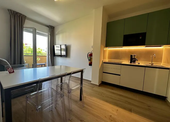 Апартаменты Modern In *